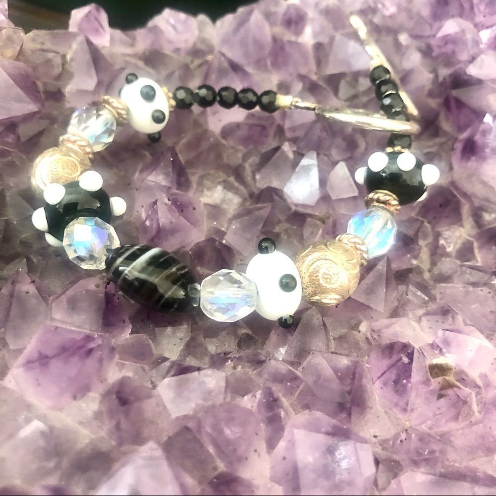 Silver lamp work bead bracelet - Picture 4 of 7